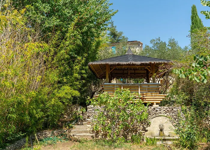 Domaine Royal بيت ضيافة